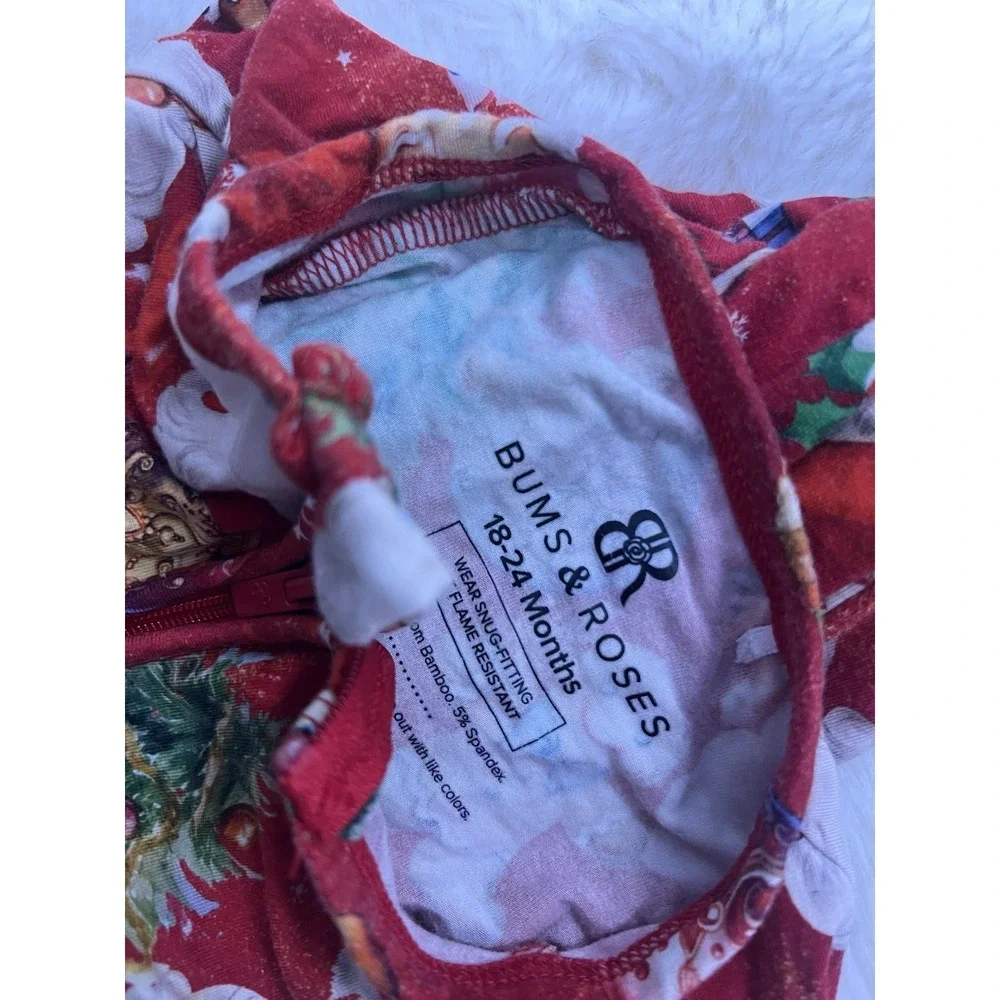 Bums & Roses Christmas Pajamas 18-24 Months One Piece Sleeper Santa Bamboo